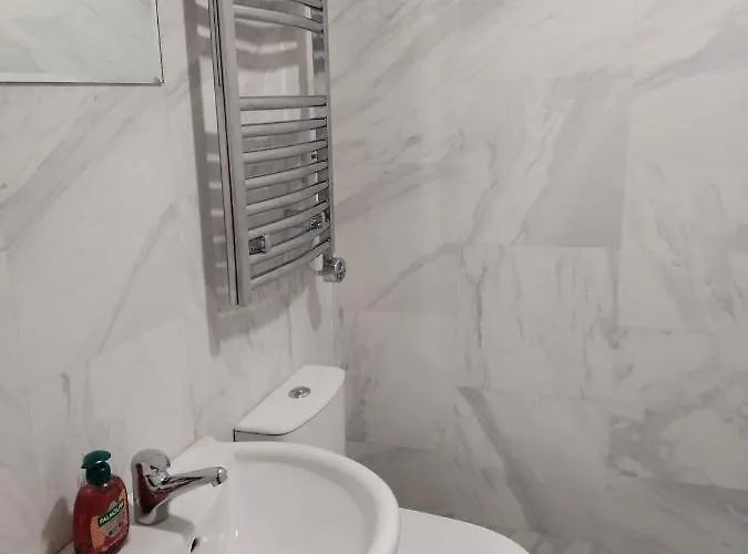 Rock House B&B 카리크마크로스